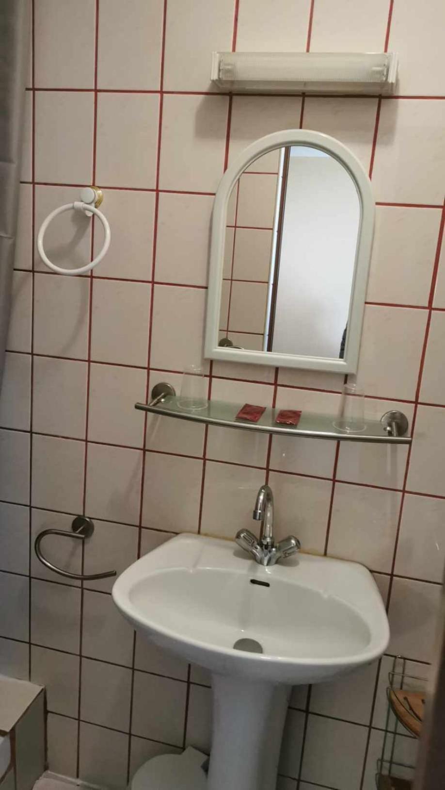Auberge Des Pins Aubenas Buitenkant foto