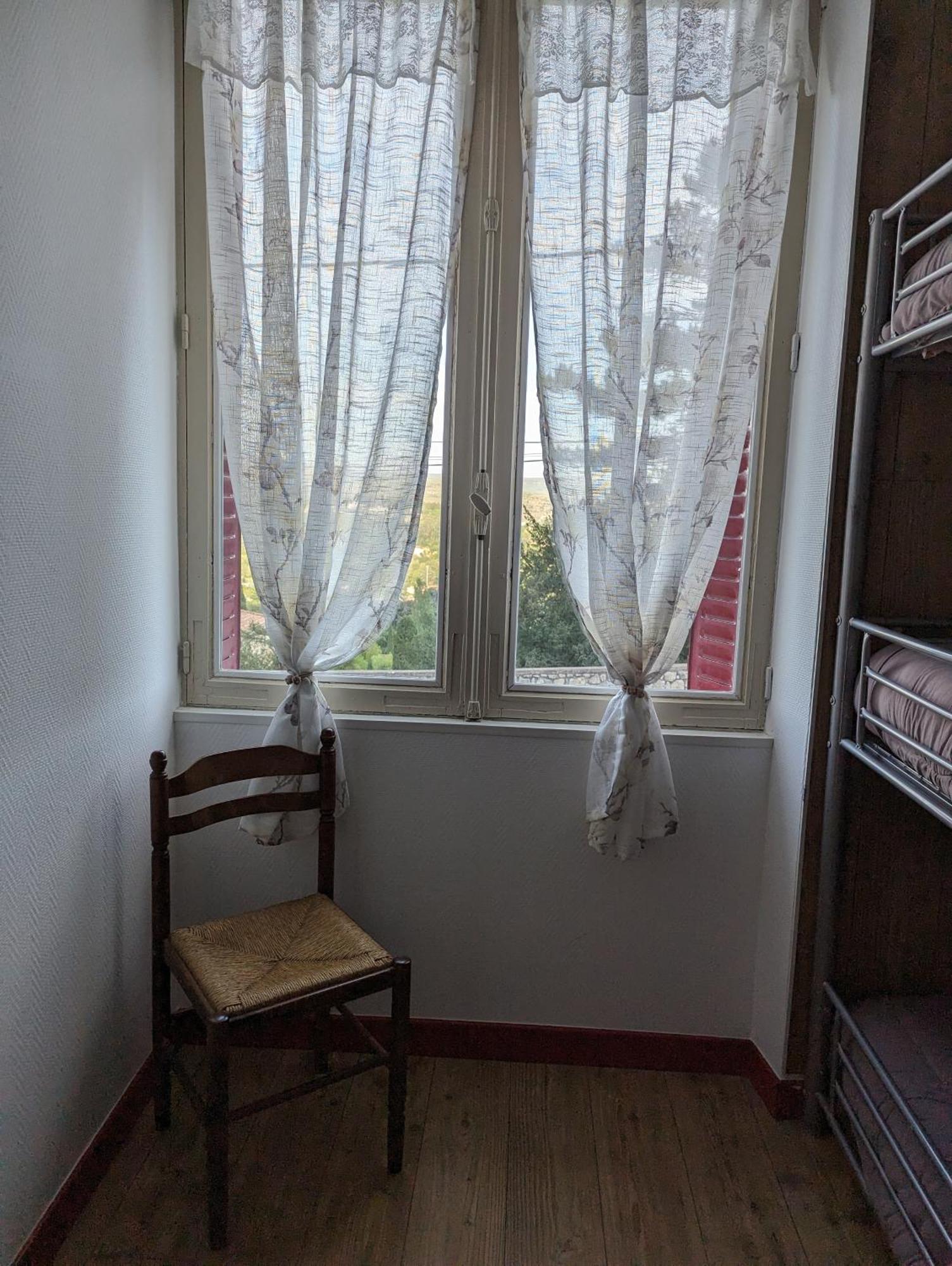 Auberge Des Pins Aubenas Buitenkant foto